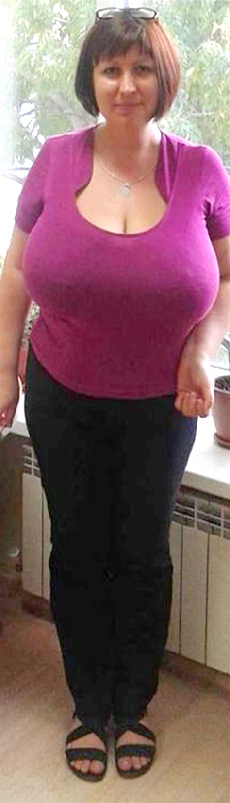 Huge Heavy Tits Porn Videos .